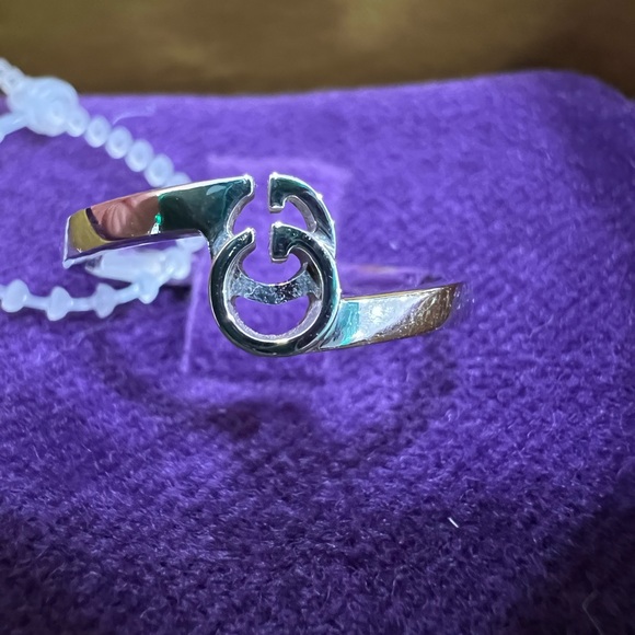 GUCCI GG Running 18K White Gold Stacked Ring - Picture 10 of 11